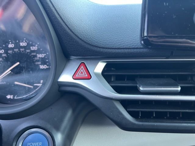 Used 2024 Toyota Sienna XLE image 20