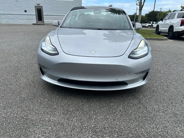 Used 2018 Tesla Model 3 Long Range RWD image 3