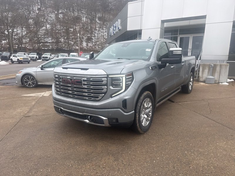Used 2024 GMC Sierra 1500 Denali w/ Technology Package image 3