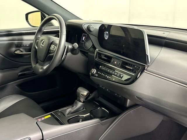 Certified 2023 Lexus ES 350 w/ Premium Package image 33