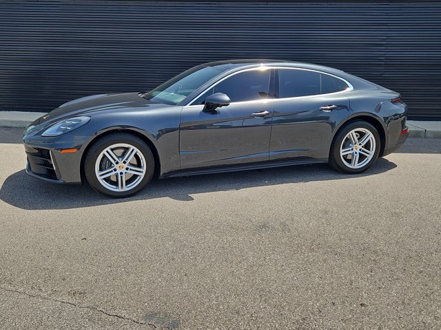Certified 2024 Porsche Panamera 4 AWD/4WD image 6