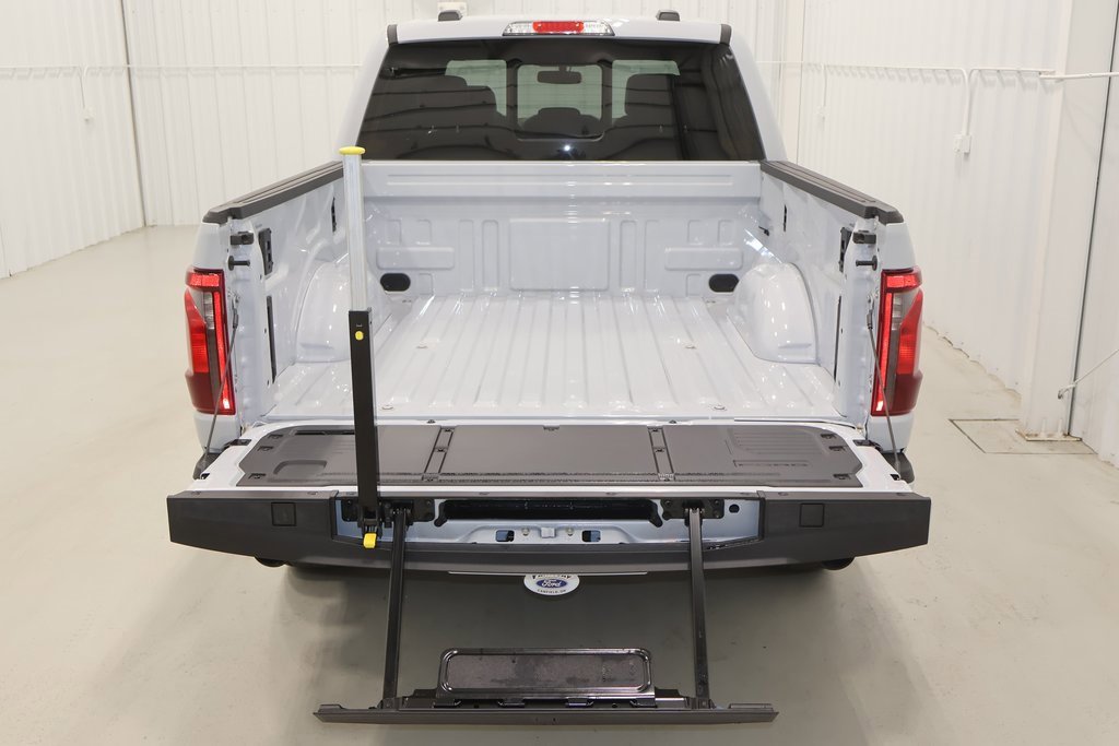 New 2025 Ford F150 XLT w/ Equipment Group 303A High image 28