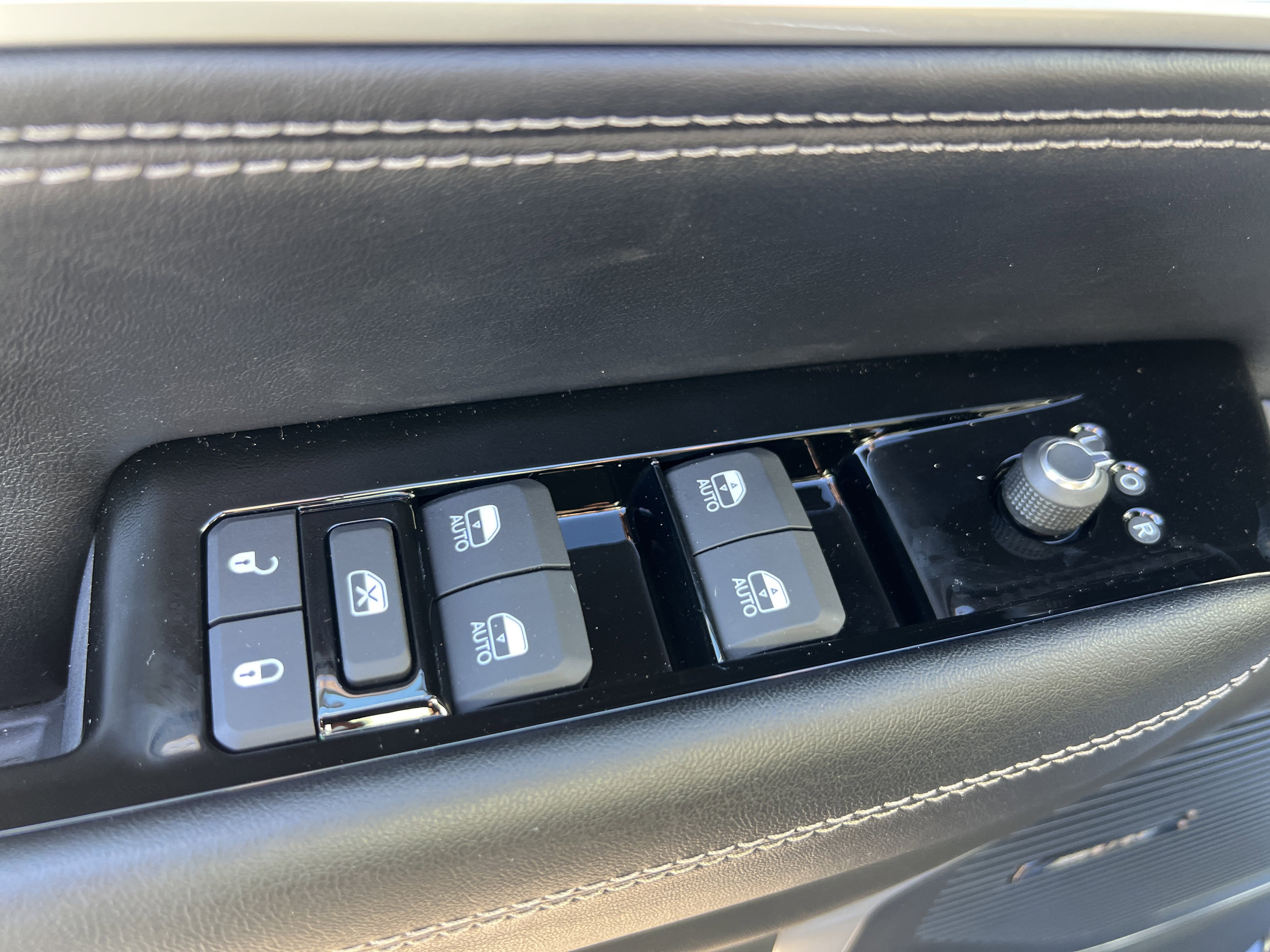 New 2025 Jeep Wagoneer Series II image 17