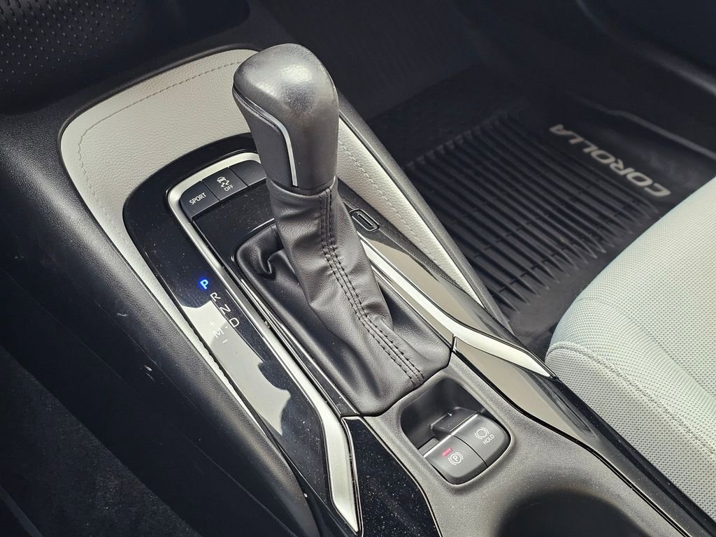 Used 2022 Toyota Corolla SE FWD image 18