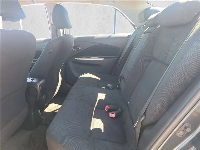 Used 2010 Toyota Yaris Sedan FWD image 14