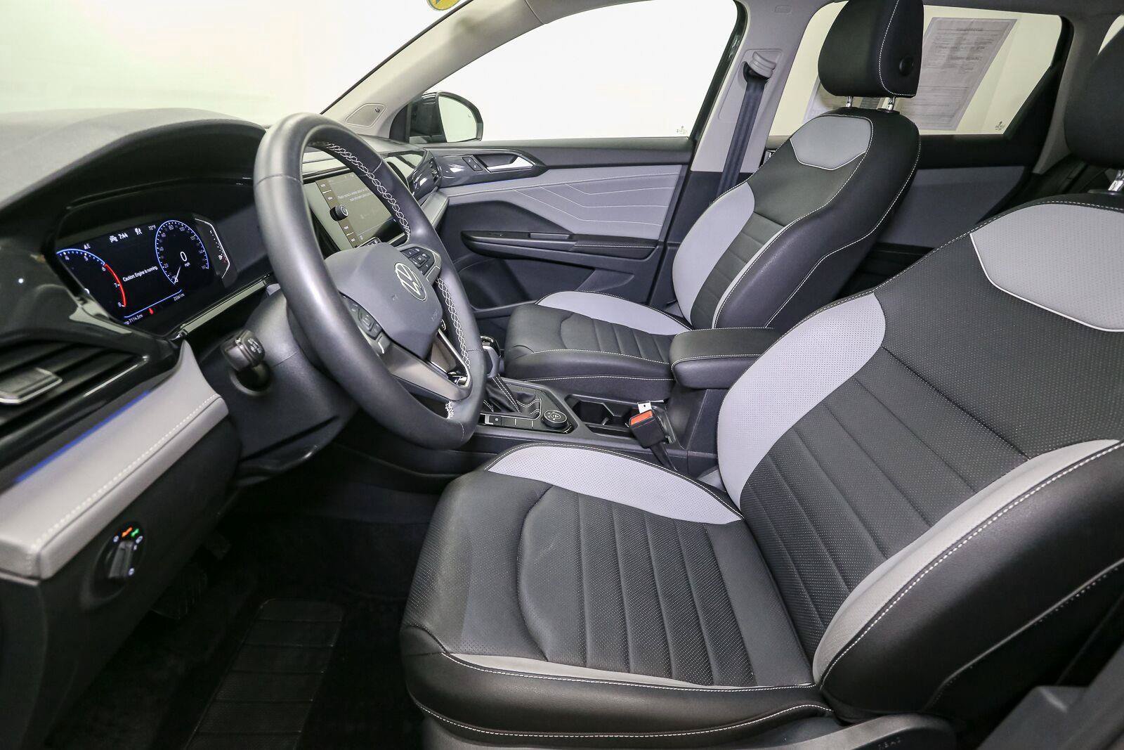 Certified 2024 Volkswagen Taos SEL AWD/4WD image 48