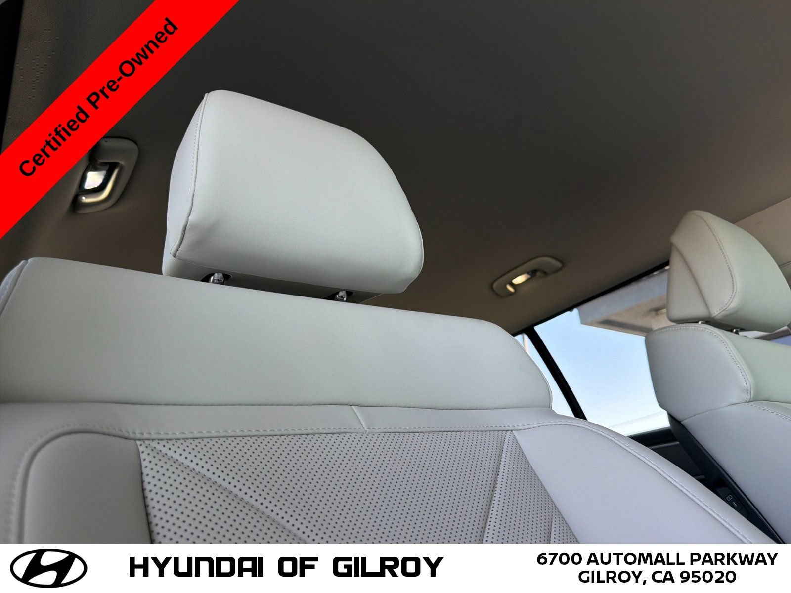 Certified 2025 Hyundai Santa Fe SEL FWD image 18