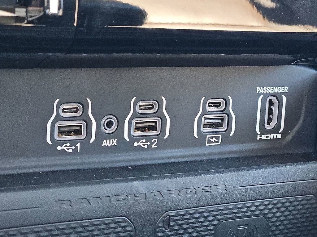 New 2025 RAM 1500 Limited image 17