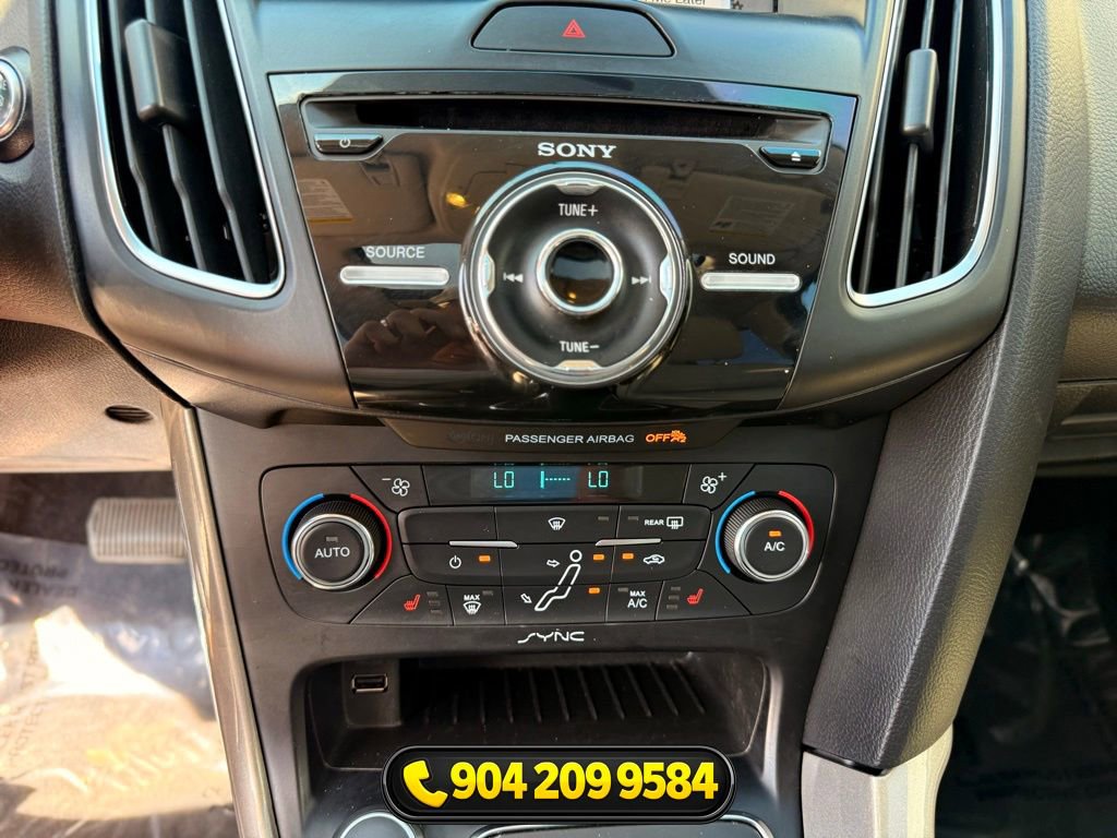 Used 2017 Ford Focus Titanium image 21