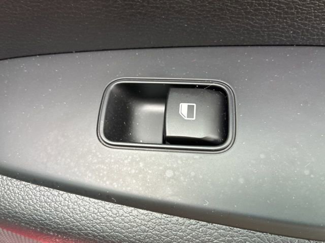 Used 2024 Kia Forte LXS w/ LXS Technology Package FWD image 21