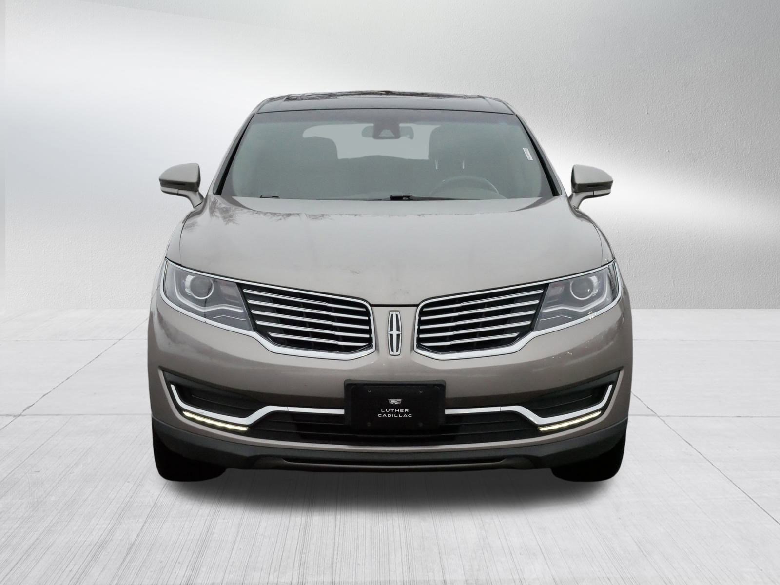Used 2018 Lincoln MKX Reserve w/ Lincoln MKX Climate Package image 2