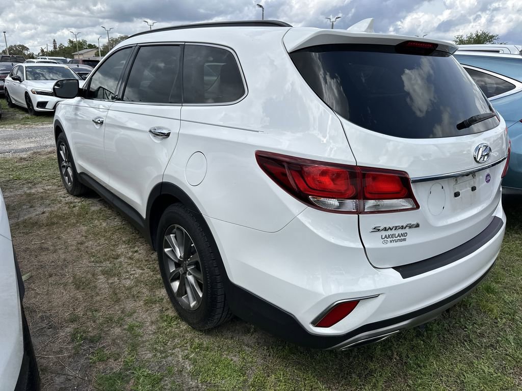 Used 2017 Hyundai Santa Fe SE image 7