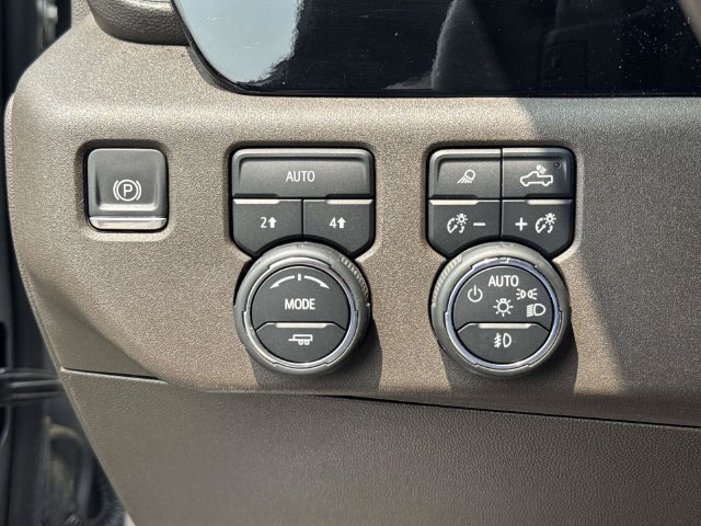 Used 2024 Chevrolet Silverado 1500 RST w/ Convenience Package II AWD/4WD image 19
