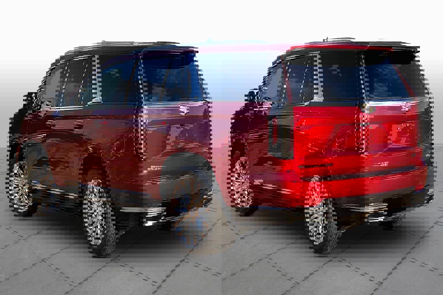 Used 2023 Cadillac Escalade Premium Luxury w/ Performance Package AWD/4WD image 11