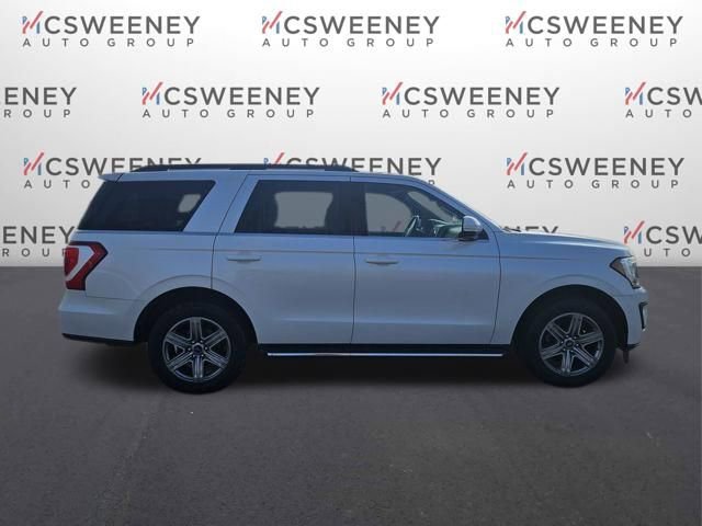 Used 2018 Ford Expedition XLT w/ Equipment Group 202A AWD/4WD image 6