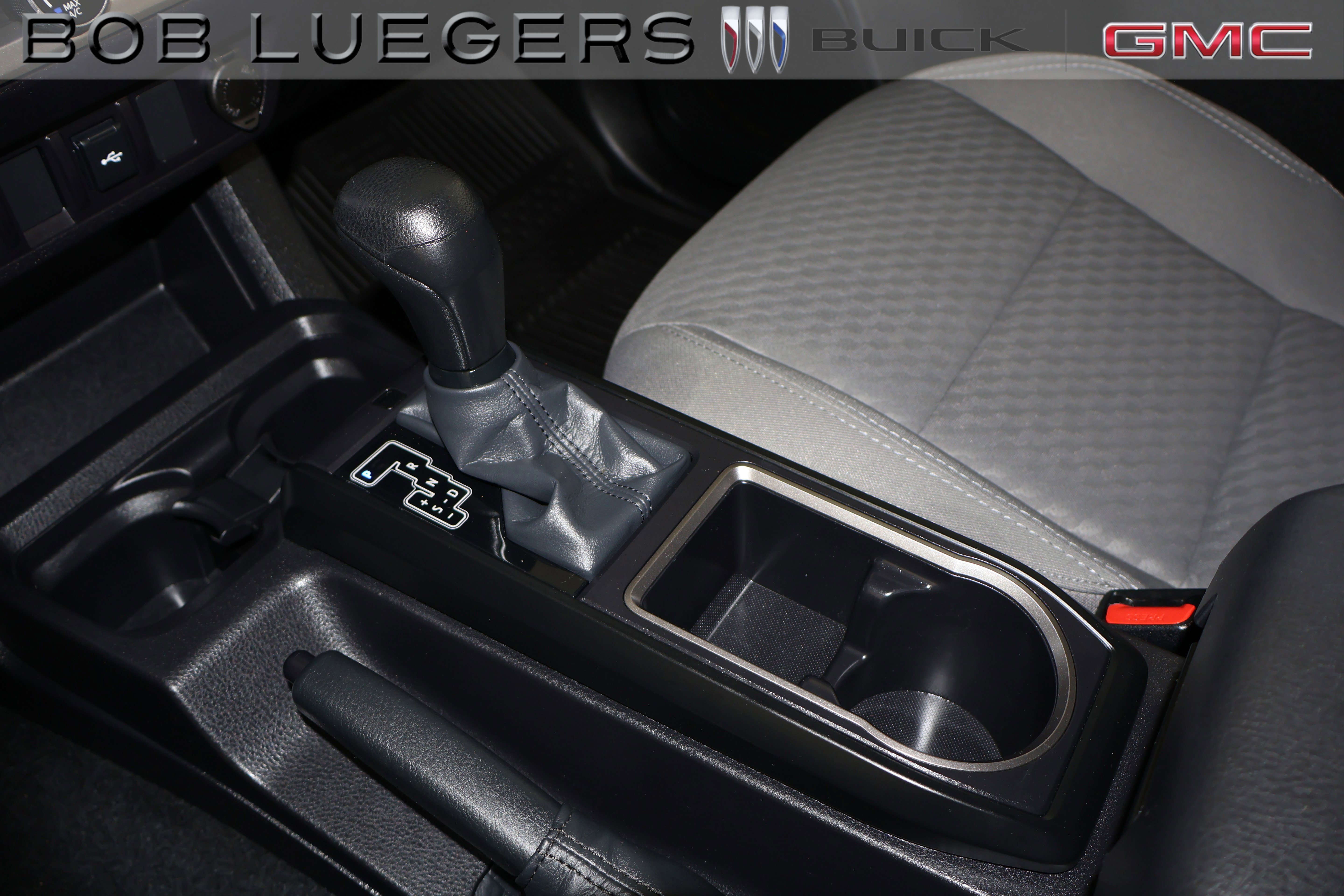 Used 2022 Toyota Tacoma SR RWD image 15