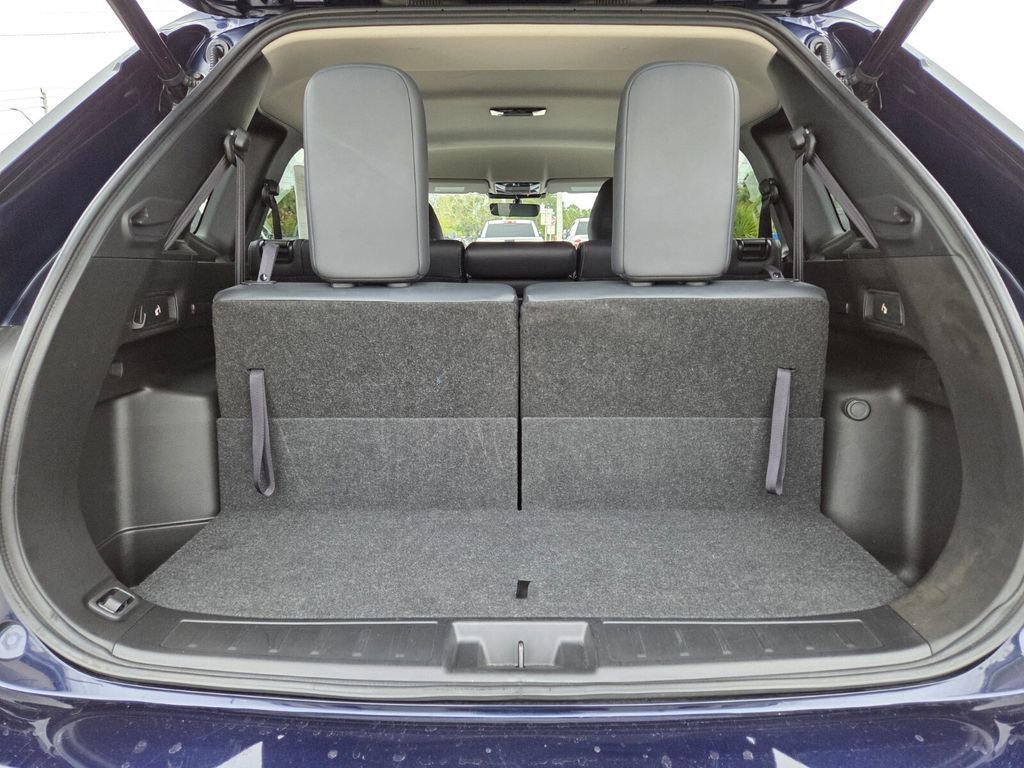Used 2025 Mitsubishi Outlander SE image 15