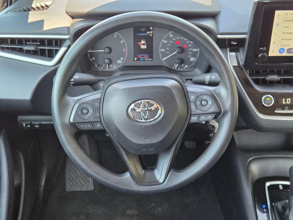 Used 2025 Toyota Corolla LE FWD image 16