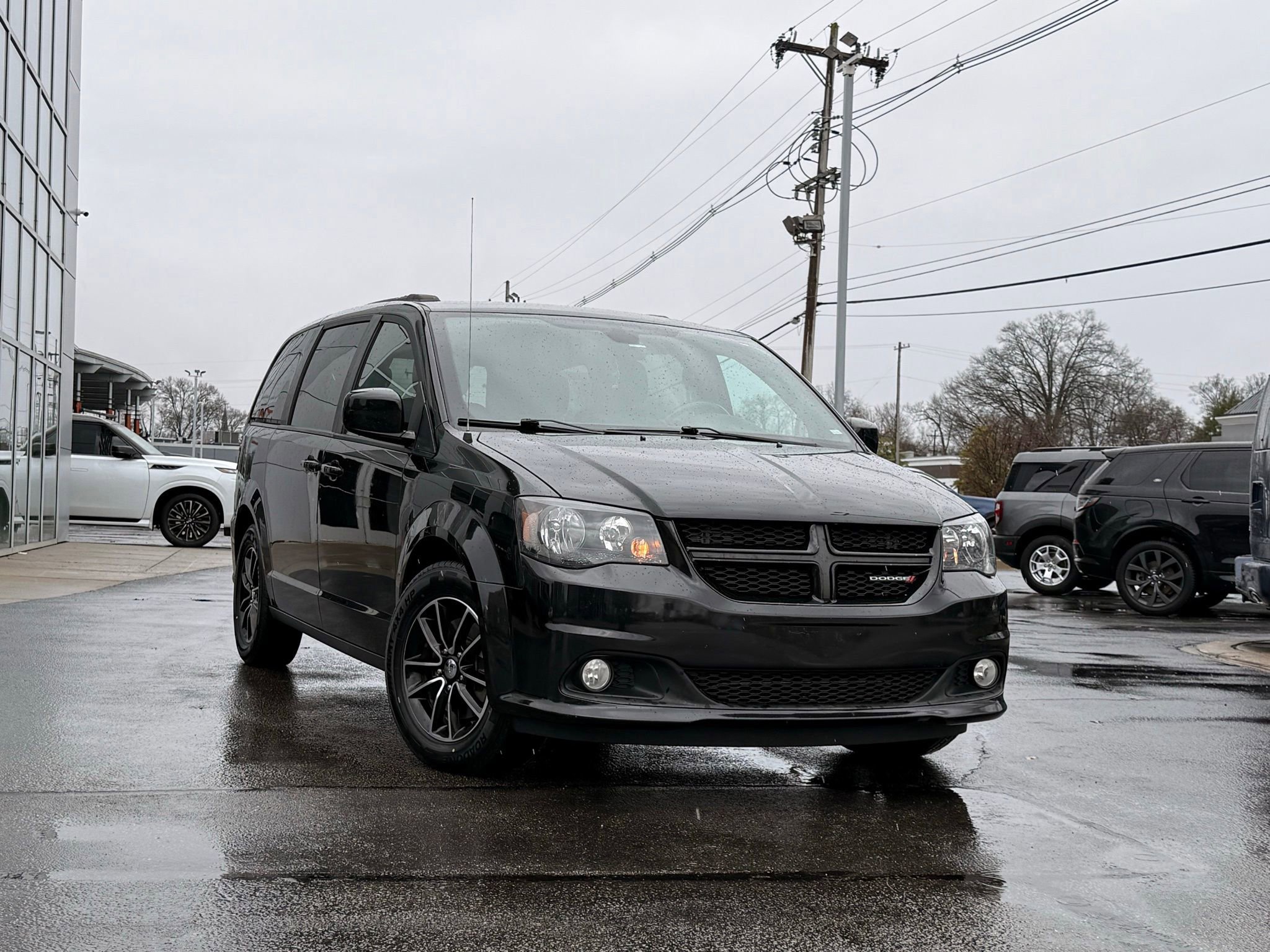 Used 2018 Dodge Grand Caravan GT image 1