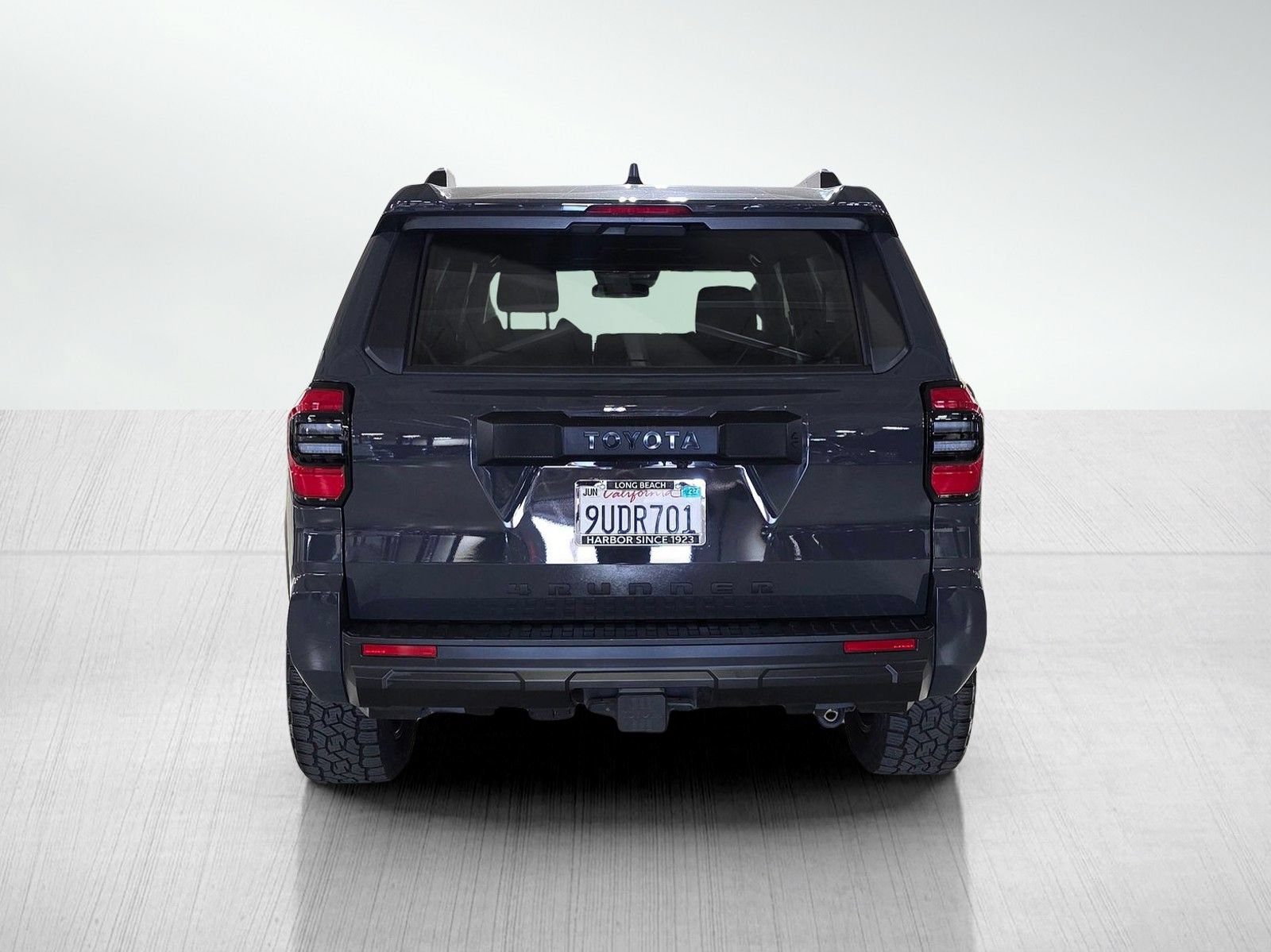 Used 2025 Toyota 4Runner SR5 AWD/4WD image 6