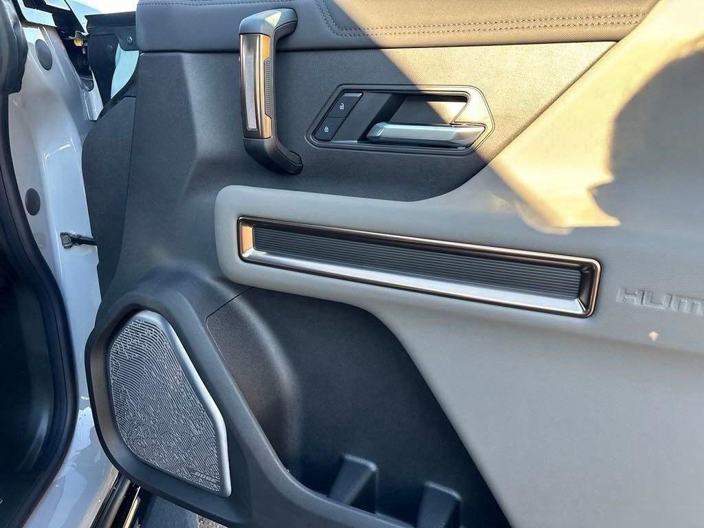 New 2025 GMC Hummer EV 3X image 58