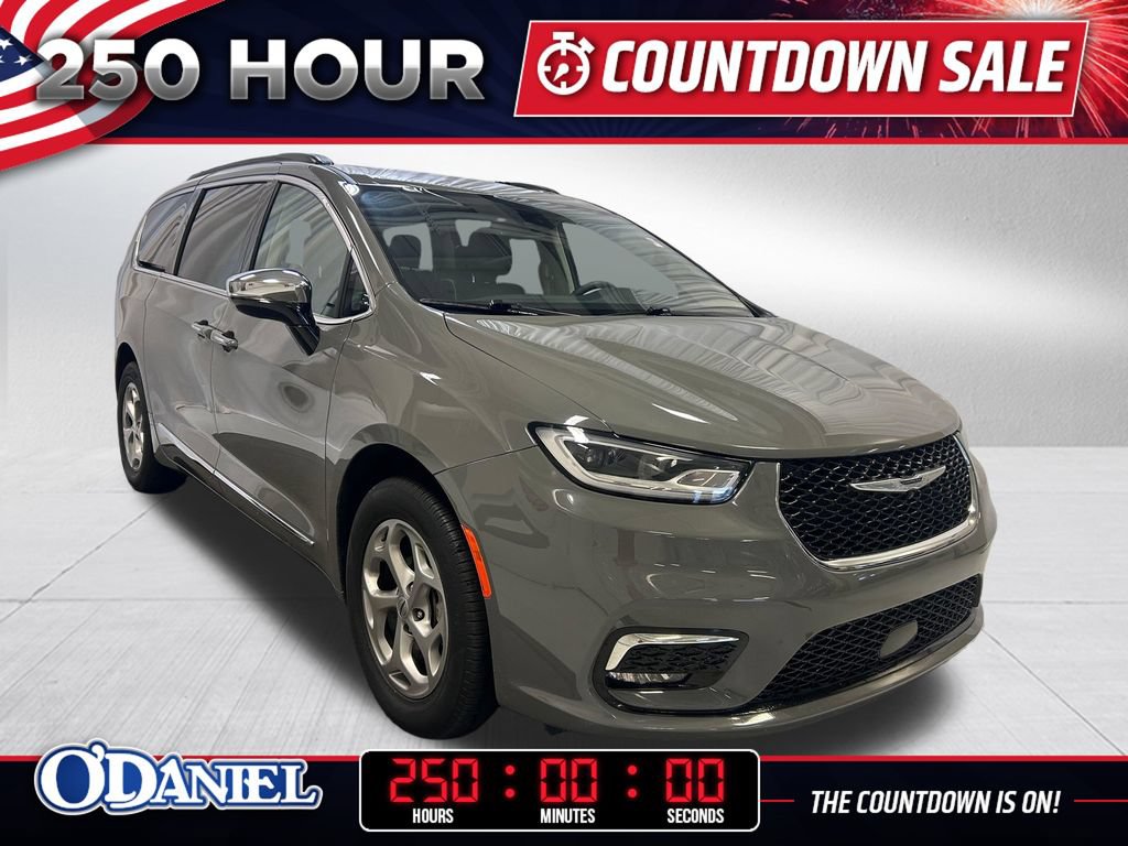 Used 2023 Chrysler Pacifica Limited w/ Uconnect Theater Family Group AWD/4WD 360° Tour
