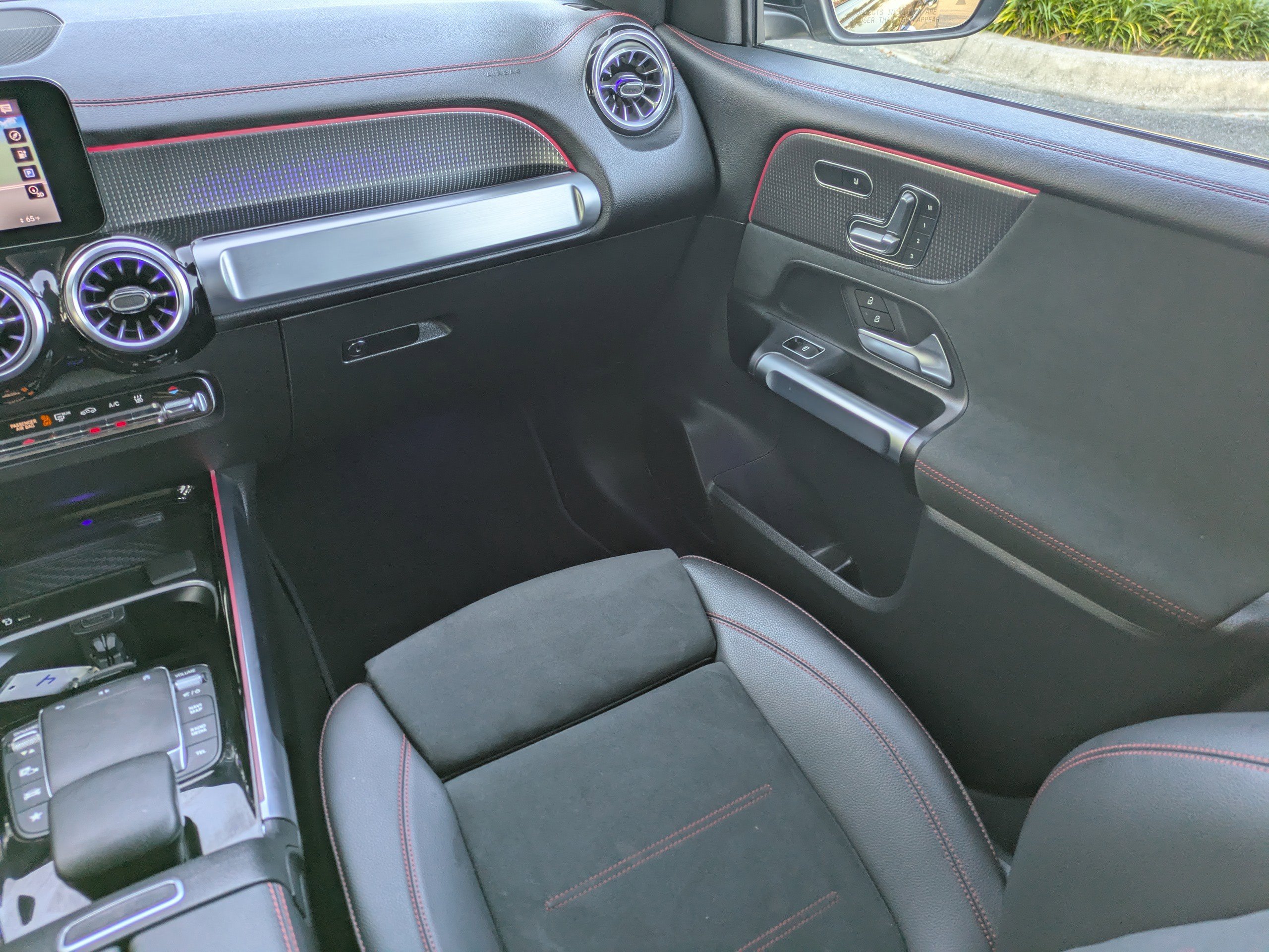 Certified 2023 Mercedes-Benz EQB 250+ image 19