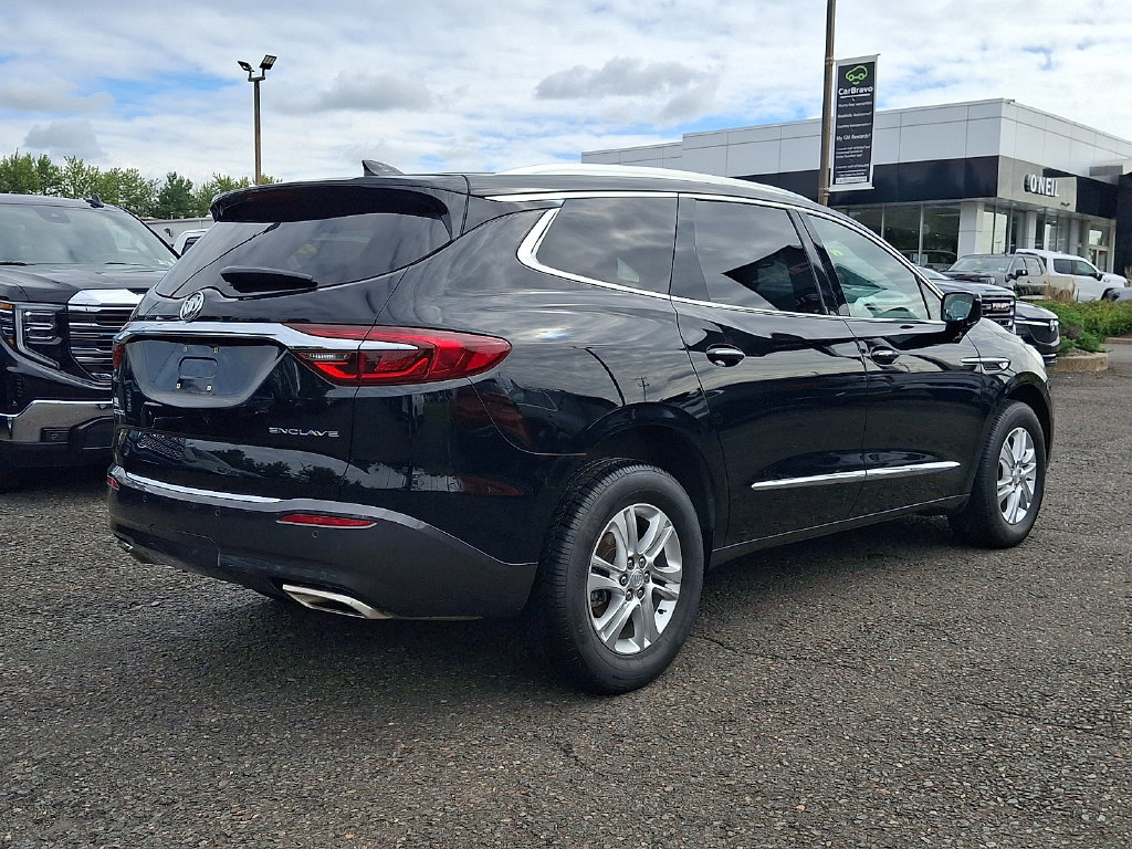 Certified 2018 Buick Enclave Essence w/ Trailering Package FWD image 6