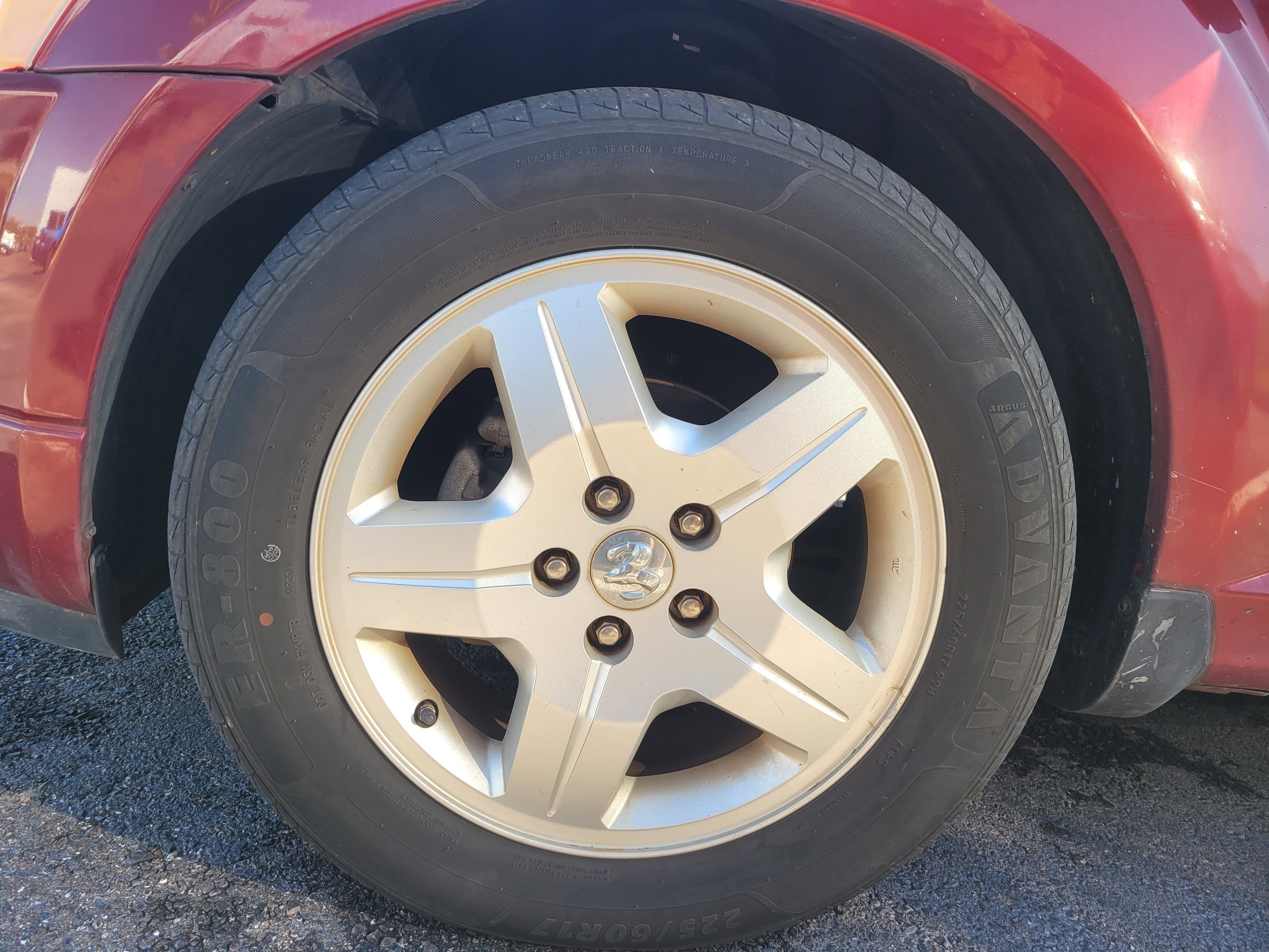 Used 2009 Dodge Caliber SXT image 8