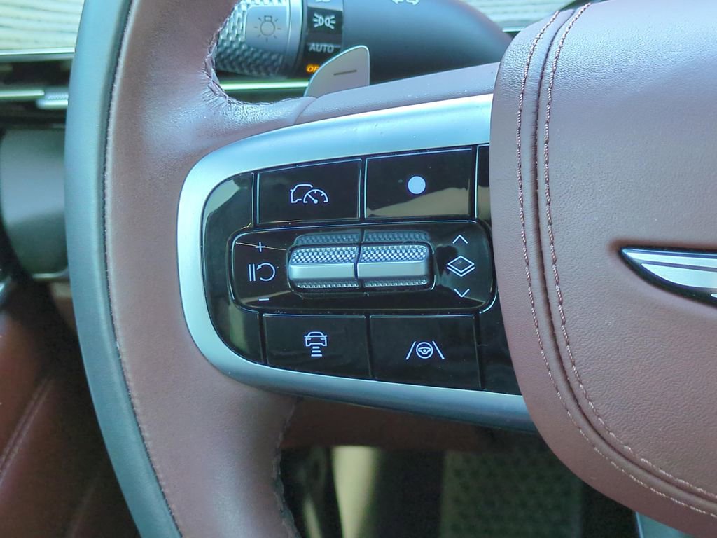 Certified 2025 Genesis GV80 3.5T Prestige image 13