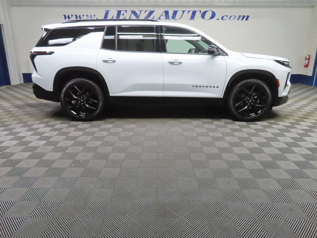 Used 2026 Chevrolet Traverse RS AWD/4WD video 2