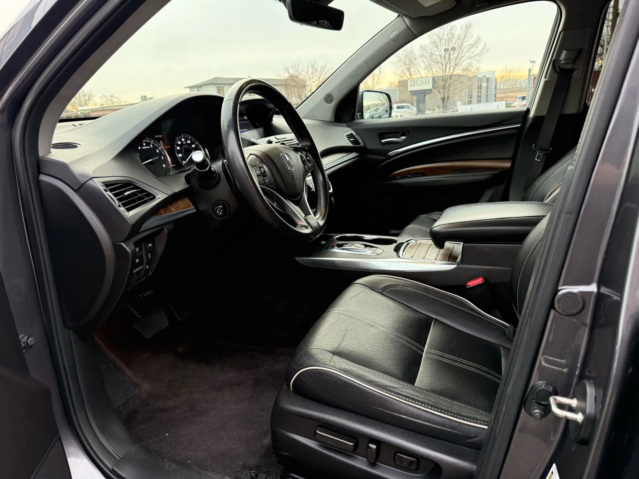 Used 2017 Acura MDX SH-AWD w/ Advance Package image 9