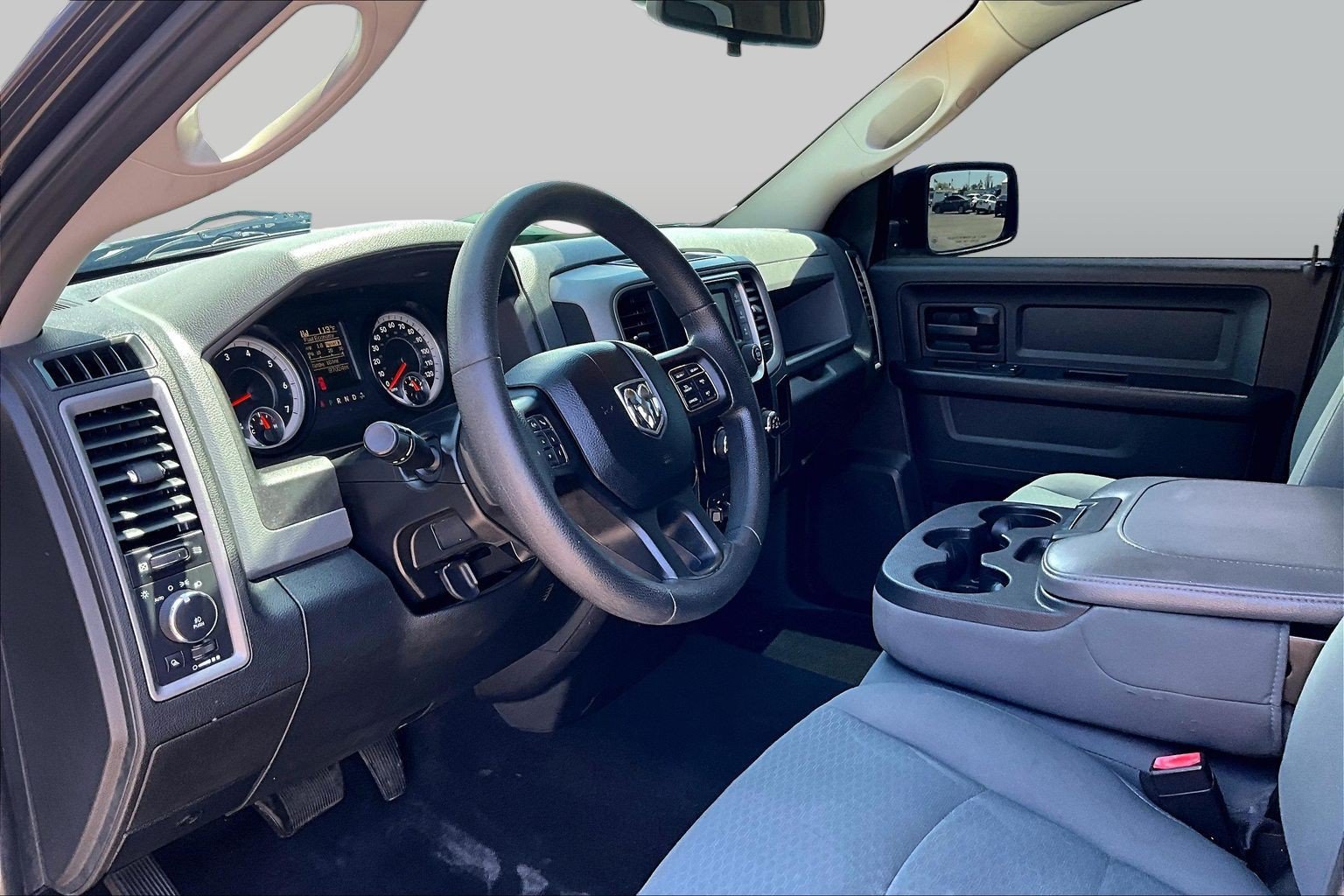 Used 2015 RAM 1500 Express AWD/4WD image 12