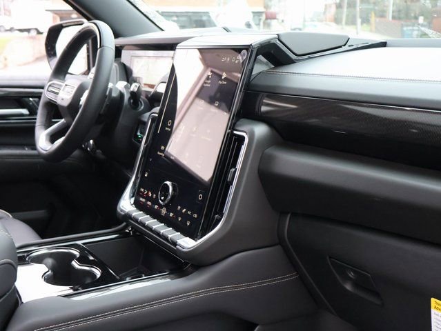 New 2026 GMC Yukon XL Elevation w/ Elevation Premium Package image 10