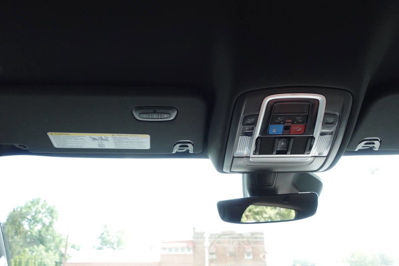 Used 2025 RAM 1500 Rebel image 41