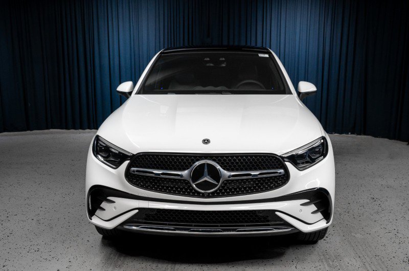New 2026 Mercedes-Benz GLC 300 4MATIC image 2