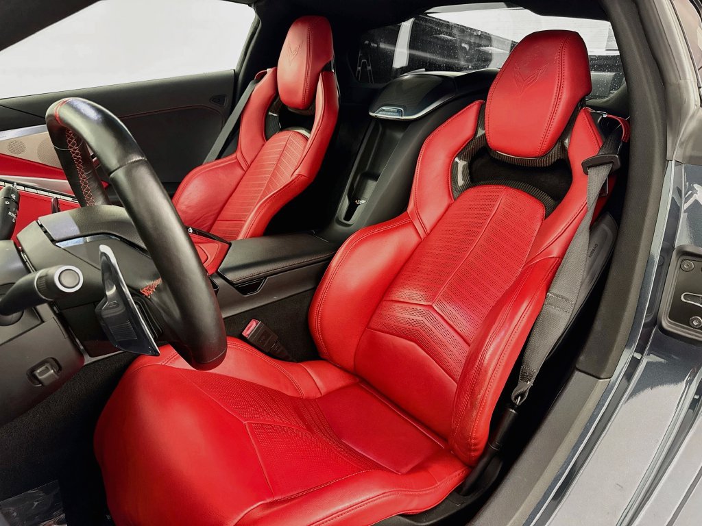 Used 2020 Chevrolet Corvette Stingray Preferred Cpe w/ 2LT Preferred Equipment Group RWD image 21