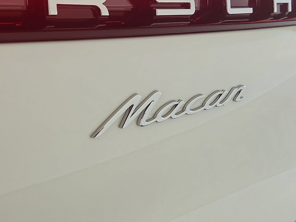 New 2026 Porsche Macan AWD/4WD image 27