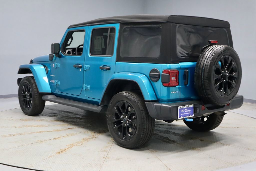 Used 2024 Jeep Wrangler Unlimited Sahara w/ Technology Group AWD/4WD image 10