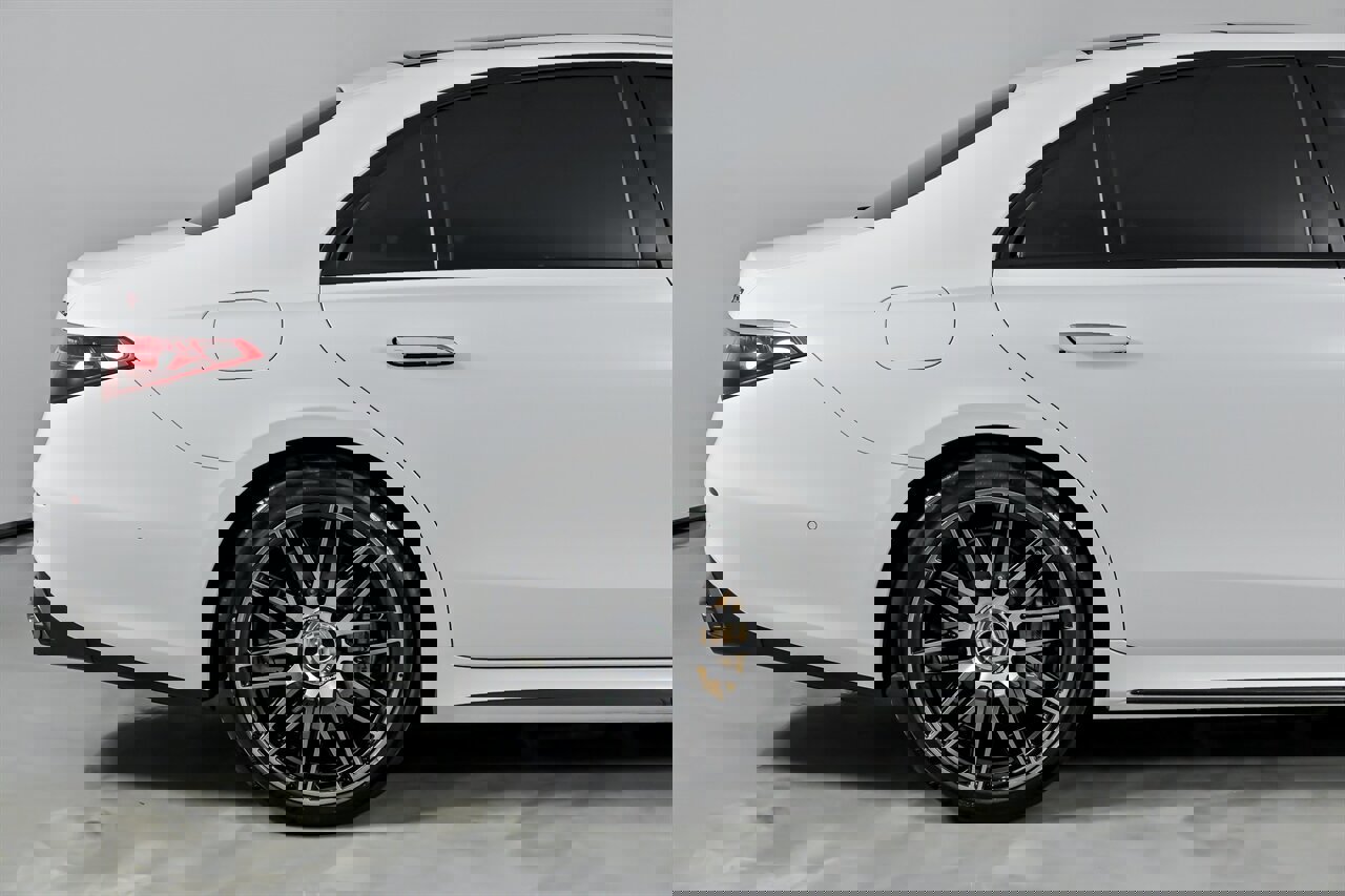 Used 2024 Mercedes-Benz S 63 AMG S image 13