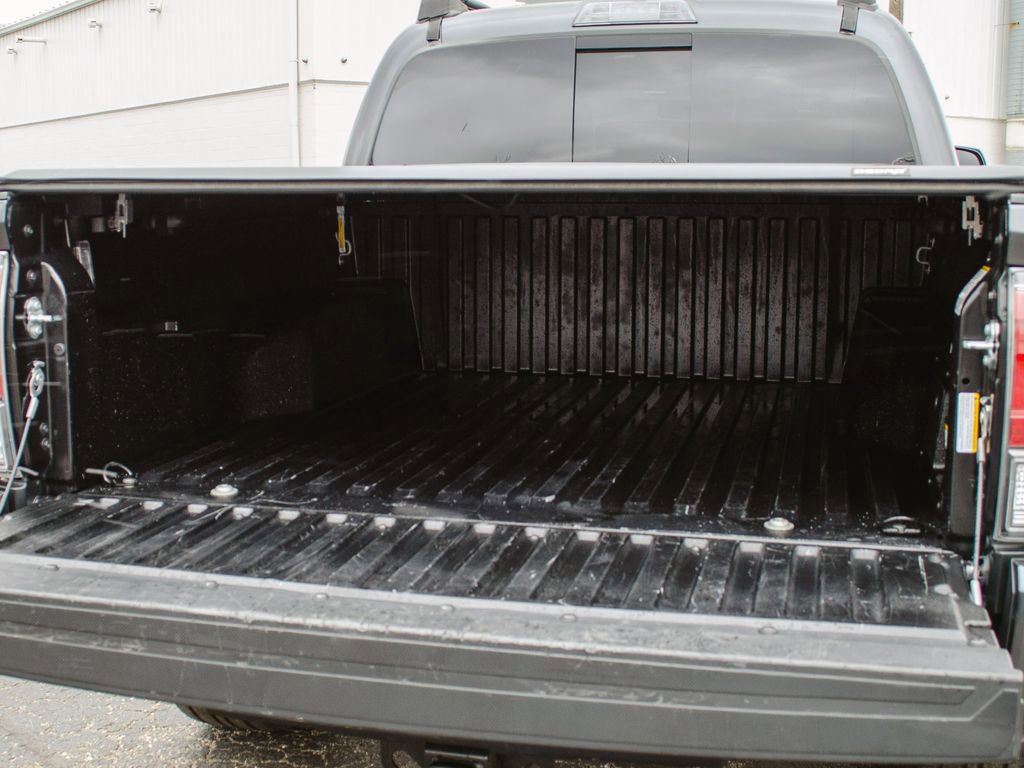Used 2023 Toyota Tacoma TRD Sport image 5
