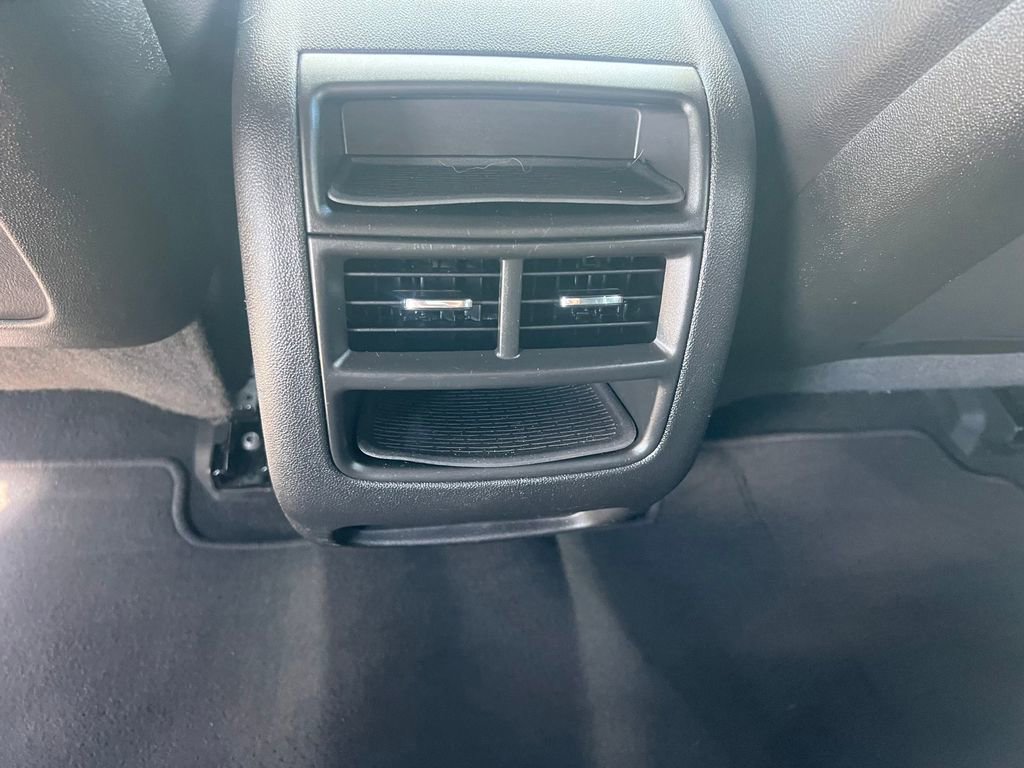 Used 2021 Cadillac XT5 Luxury image 31