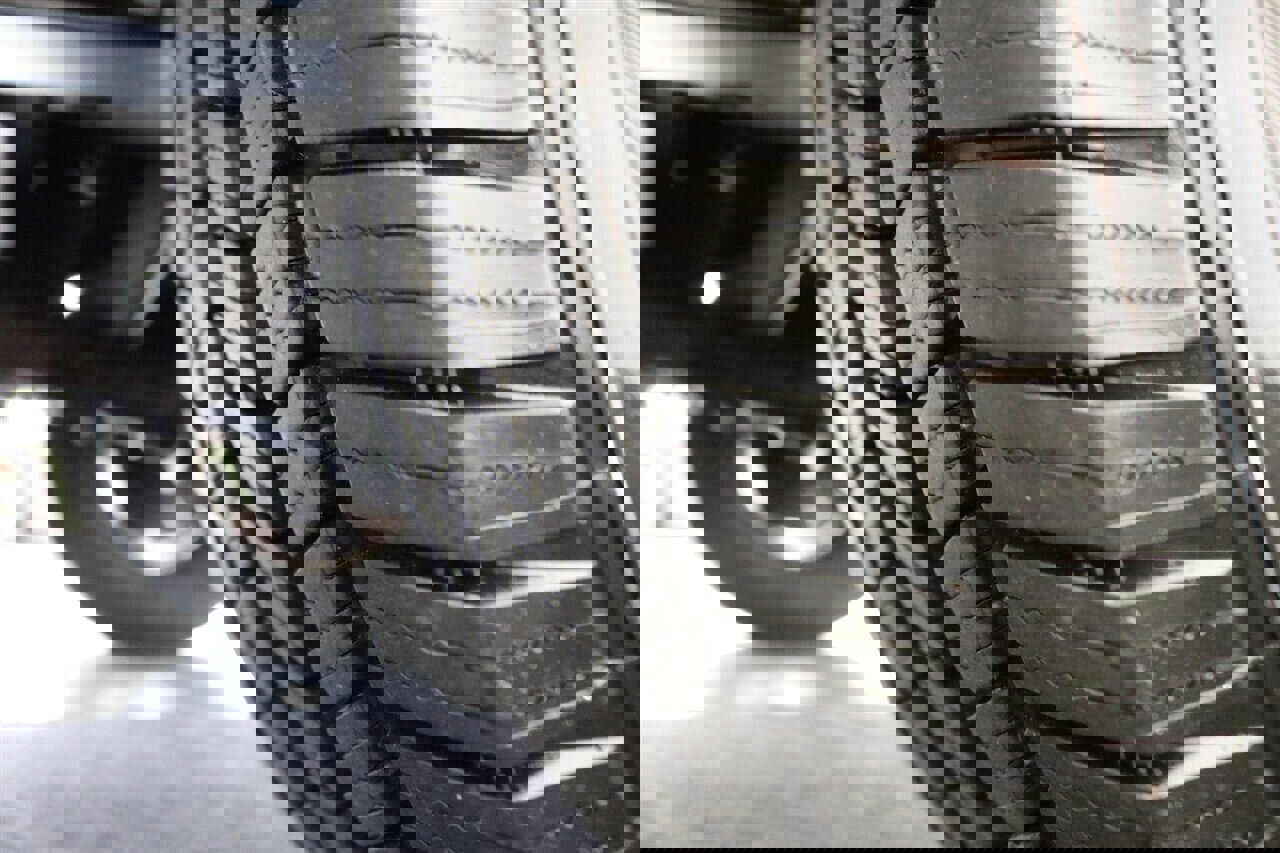 Used 2001 Ford Excursion Limited image 57