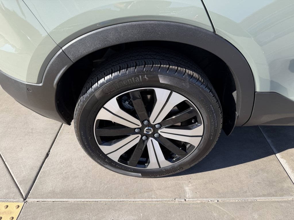 Used 2023 Volvo C40 P8 Recharge Plus image 15