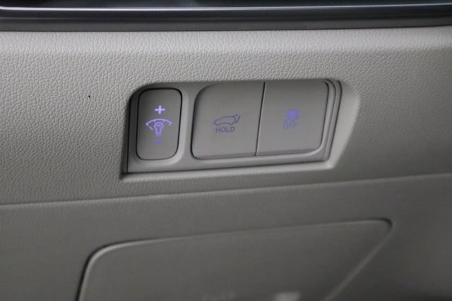 Certified 2025 Kia Sorento EX FWD image 24