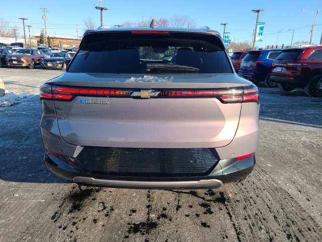 Certified 2025 Chevrolet Equinox EV LT w/ Convenience Package image 4