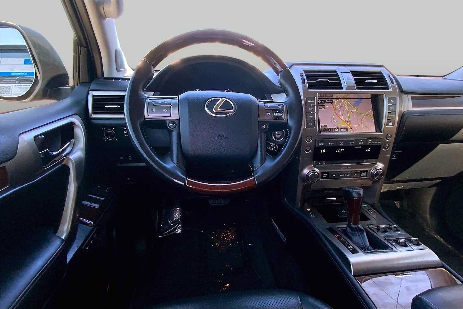 Used 2014 Lexus GX 460 Luxury AWD/4WD image 6