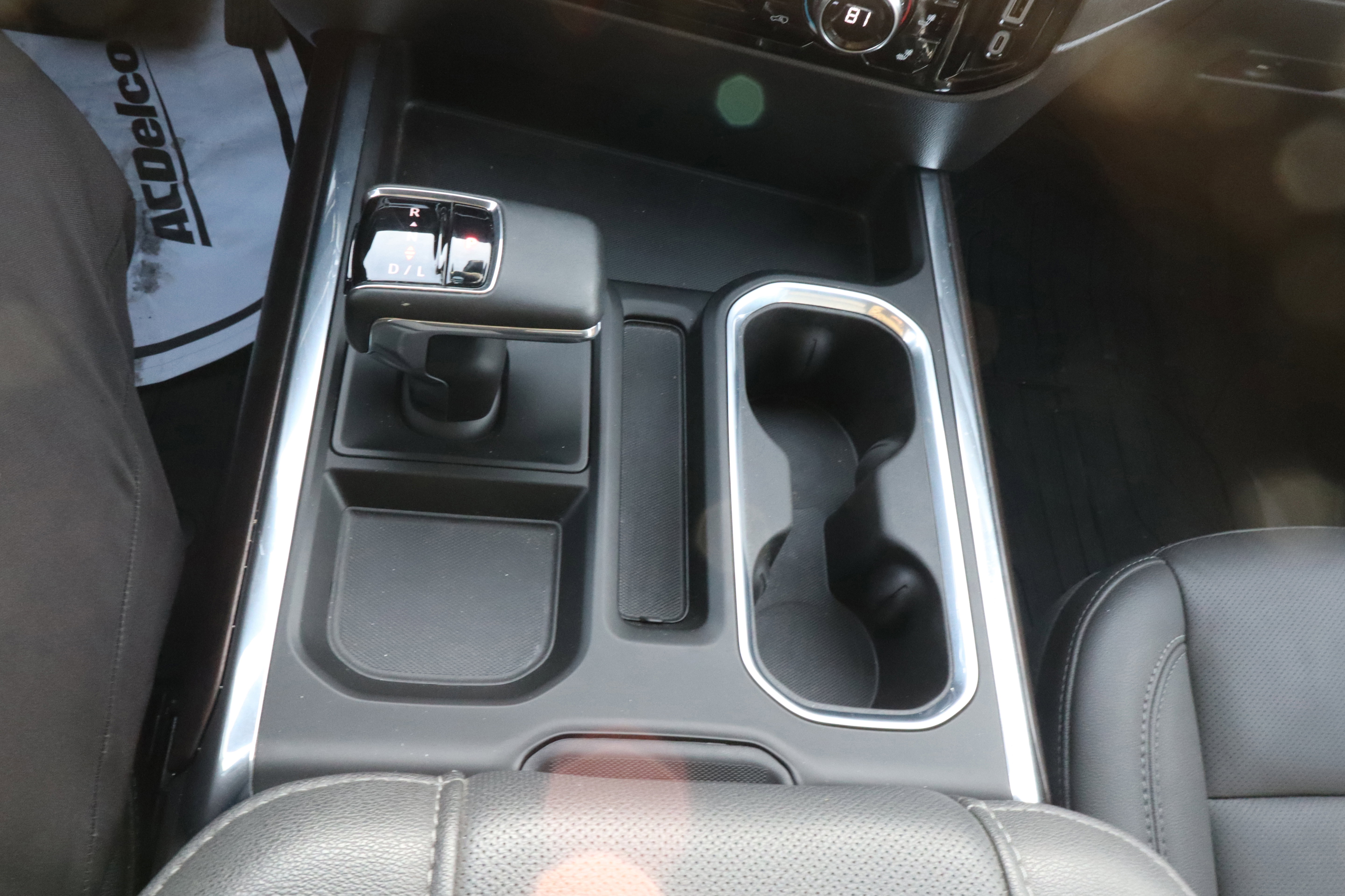 Certified 2024 GMC Sierra 1500 SLT w/ SLT Premium Package image 15