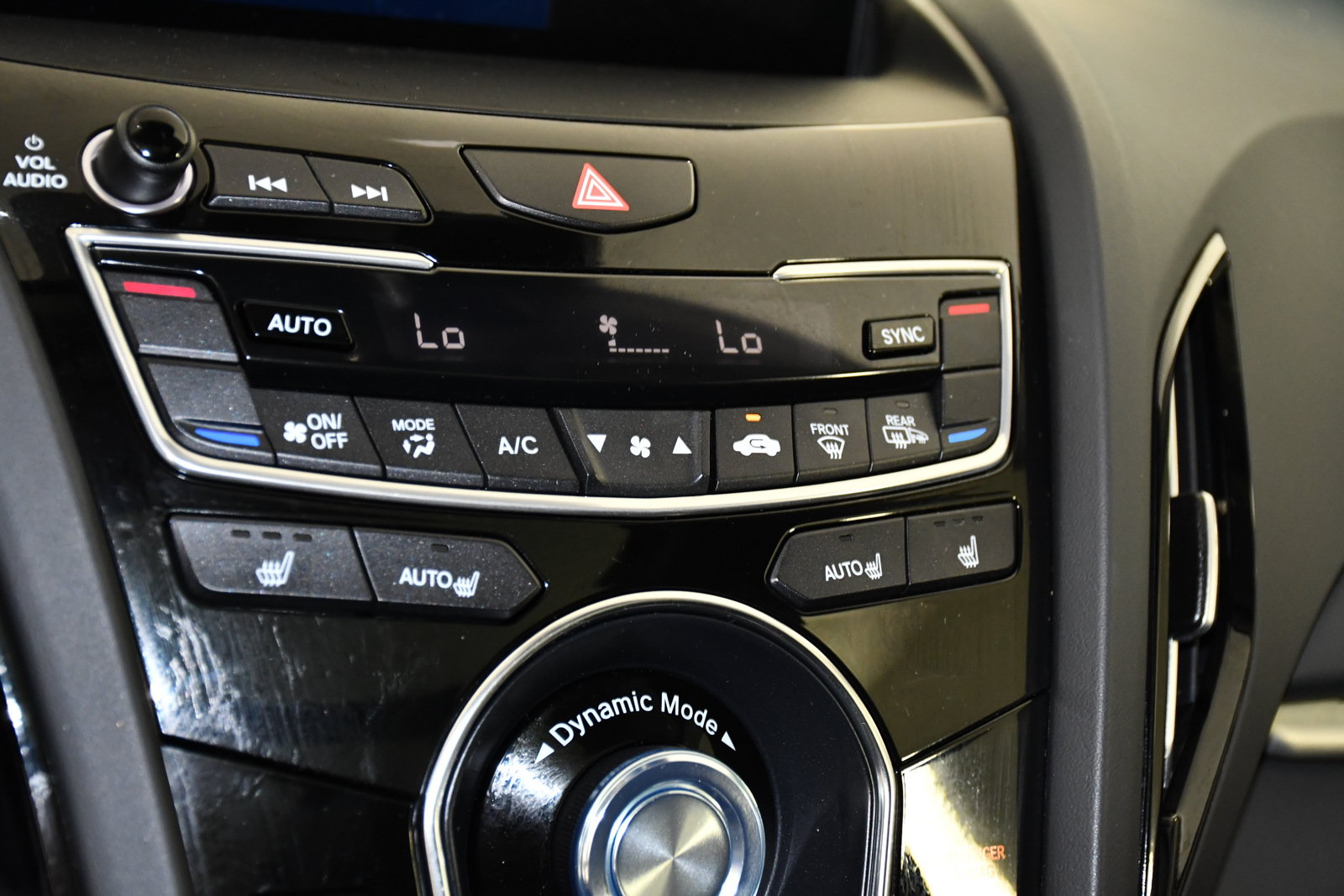 Certified 2024 Acura RDX w/ Technology Package AWD/4WD image 28