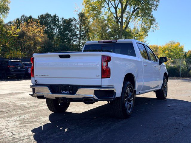Used 2024 Chevrolet Silverado 1500 LT AWD/4WD image 5